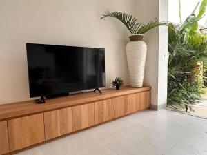 Villa Las Casas 8, 1 bedr private pool Bingin, brand new, central location beach and centre