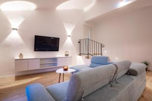 Apartments with parking space Palit, Rab - 23622