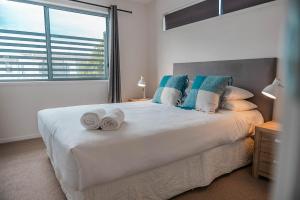 Suncoast Beach Drive Townhouses