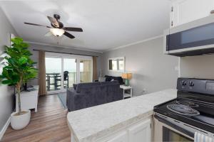 Bubbles Up- Views, Beach, Pool, Relaxing, Comfort