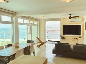 Alberca privada, vista al mar, frente playa foro boca