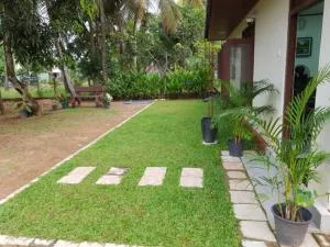 Bopitiya Residence 20 Mins from Airport - Ja-Ela