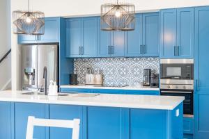 The Dual Family Entertainer 9 Esplanade Victor Harbor - Linen Included - Luxury - Seafront