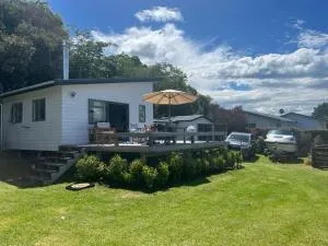 Whareroa family bach - Ongarue