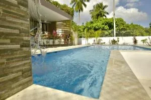 Best Friends Hoyo Cacao - Sánchez