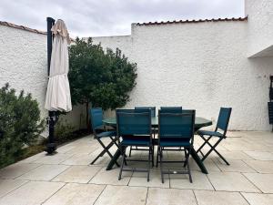 Villa 4 chambres près de la plage avec parking à La Palmyre - FR-1-705-95