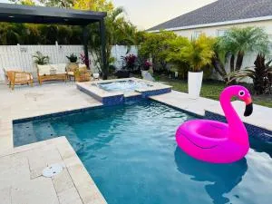Luxury Home W Heated Pool & Spa Near IMG & Siesta Key Beach - Lakewood Ranch