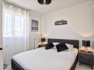 Charmant appartement rénové avec balcon et WiFi à Cabourg - FR-1-788-62