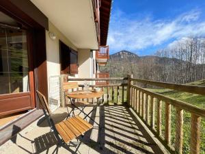 Appartement 2 chambres au pied des pistes avec piscine intérieure - FR-1-505-228