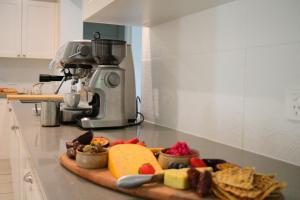 Floriel - Convenience At Your Doorstep