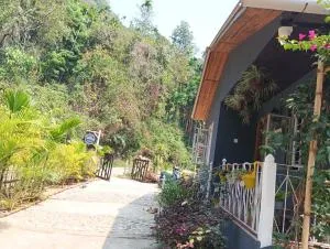 Tympang Chalet Home Stay - Jarain