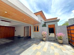 YY Villa Seminyak - 4BR Luxury Private Villa