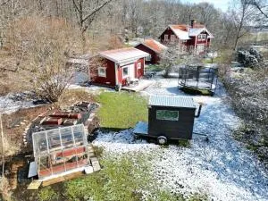 Sauna&Jacuzzi-New guesthouse, private in nature - Frillesås