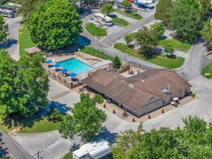 Luxury 2BR Model Home with Mountain Views