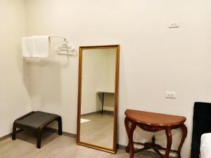 XX Hidden Dragon Yaowarat - MRT วัดมังกร