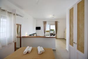 Giourgas Studios & Apartments