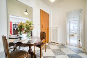 Signature 3Bd Kolonaki Apartment