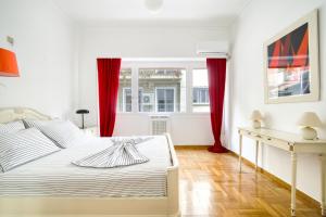 Signature 3Bd Kolonaki Apartment