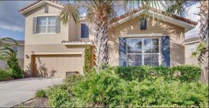 6079-7-BO-Enchanted Villa by Disney