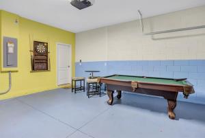 6079-7-BO-Enchanted Villa by Disney