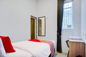 Collection O Almasarra Residence Near Ring Road Medan