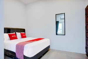 Collection O Almasarra Residence Near Ring Road Medan
