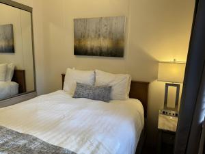 Tranquil 2BR Mountain Escape near Dollywood