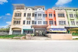 Capital O Pusat Kota Pekanbaru Near Mall Living World Formerly Radja Homestay - Parit