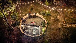 Finca Zuna Family Alpine Cabins with Jacuzzi