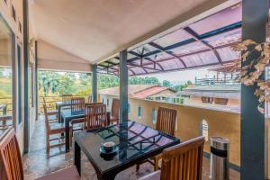 Hotel O Bogor Puncak Near Padang Golf Bukit Pelangi Formerly Gunung Geulis Village