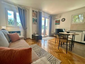 Forest Window 1 Petrovac