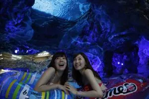 Spa Resort Hawaiians VIR Port - Towata