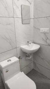 3 Bedroom flat near Amrita Hospital