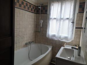 Appartements Le Chaleureux a Auxerre : photos des chambres