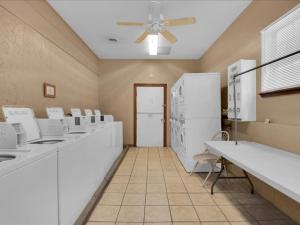 Lovely 2BR Model Home in the Smokies