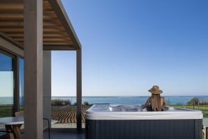 Villa Aya - Coastal Villa, Minimalist Elegance by etouri