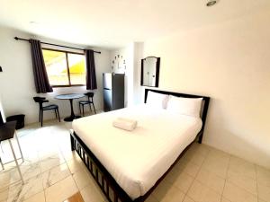 Patong Canal Villa R201