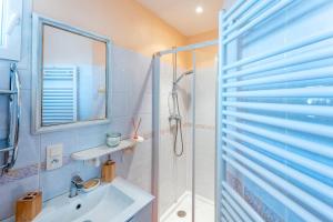 Maisons de vacances Maison de ville : photos des chambres