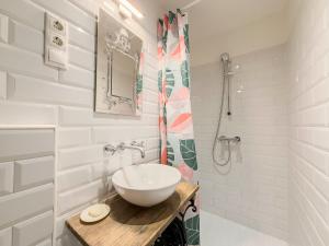 HJ7-A Hunyadi Apartment