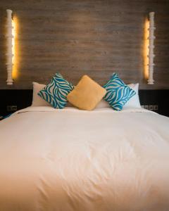 Hotel Ambience Plaza JMD - Delhi Airport