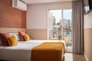 Twin Room with Balcony room in House by Pillow