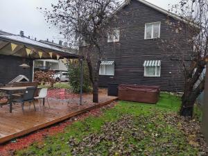 Quiet Private room in shared home - Yksityinen rauhallinen huone kodissa- 15min To city