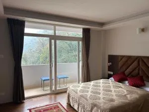 Kewzing Residency - Mangan