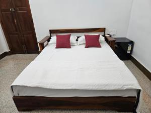 Eden Garden by Kattumana