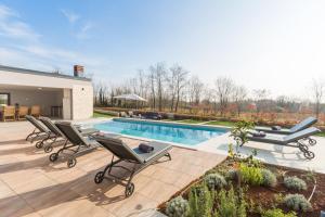 Villa Harmony for 8 people in Central Istria with 50 m2 private pool and sea view