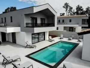 Villa Istra Relax Smaragd for 8 people with heated pool & pet friendly only 800 m from the beach - Trget