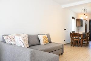 SE160 - Senigallia, comodo trilocale con patio