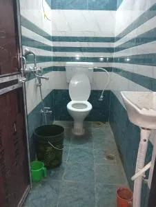 City dormitory guest house - Ґая