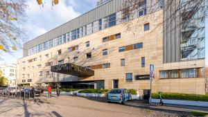 Royal Tulip, Sun & Snow