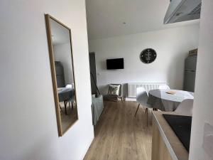 Appartements Gite La Glycine, Moderne Tres Propre 3 Lits : photos des chambres